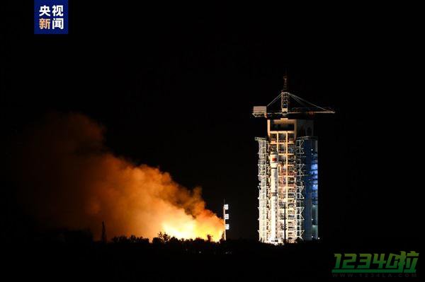 我国成功发射遥感三十三号04星取得圆满成功 黑夜起飞震撼画面公布