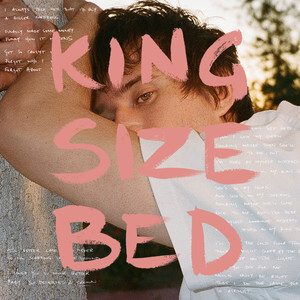 Alec Benjamin的《King Size Bed》歌词